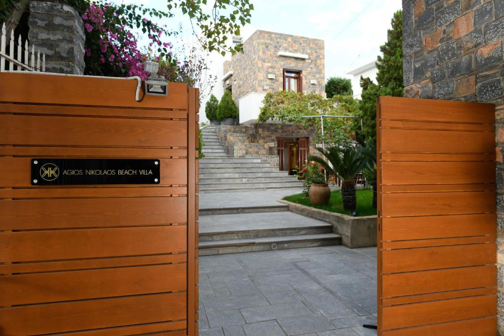 Fotografia z galérie ubytovania Agios Nikolaos Beach Villas v destinácii Agios Nikolaos