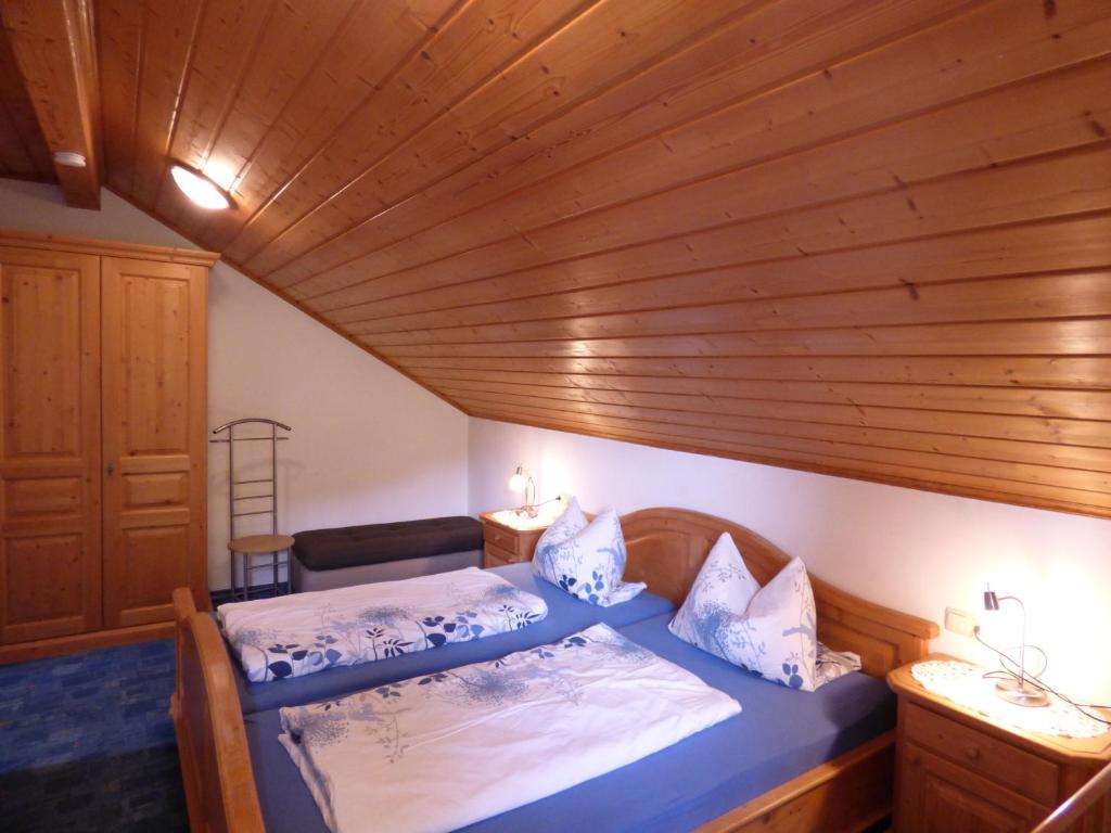 Postel nebo postele na pokoji v ubytování Gillingerhof