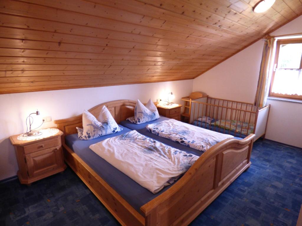 Postel nebo postele na pokoji v ubytování Gillingerhof