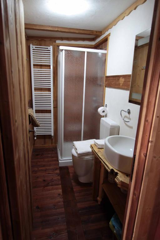 Koupelna v ubytování Chambres D'Hotes Les Fleurs