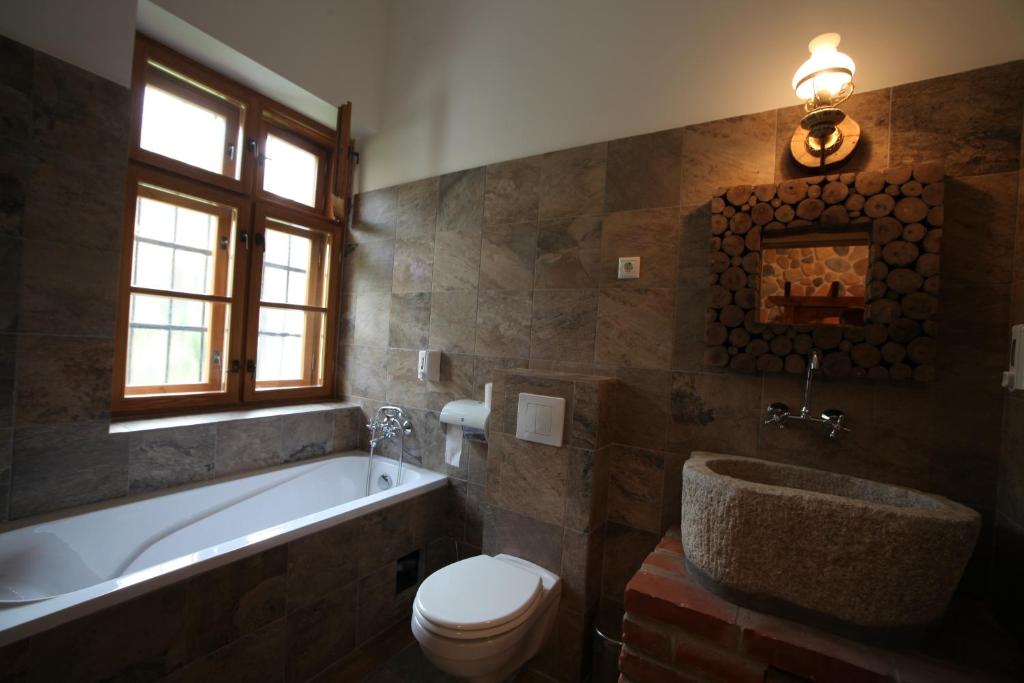 Régi Posta Hotel és Étterem - Resim 41