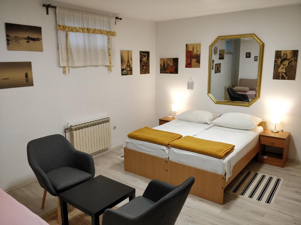 Llit o llits en una habitació de Savski Gaj
