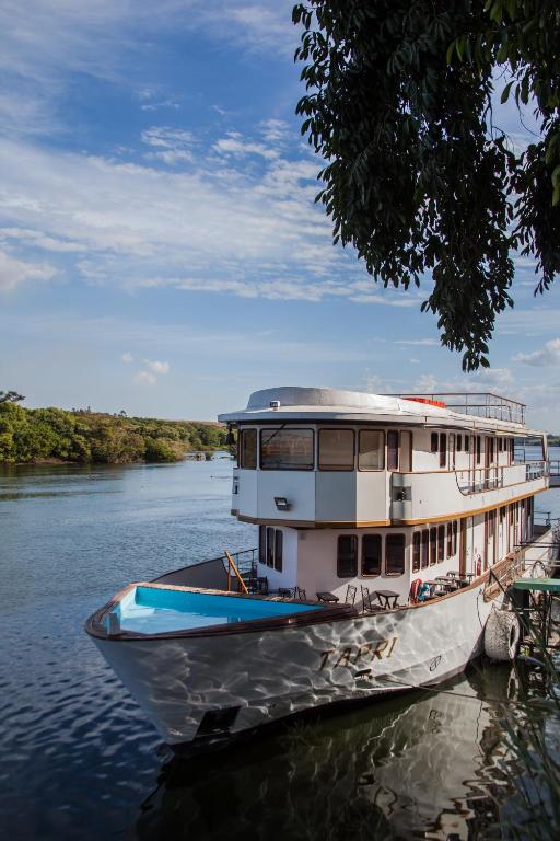  Tapri - Hotel Flutuante