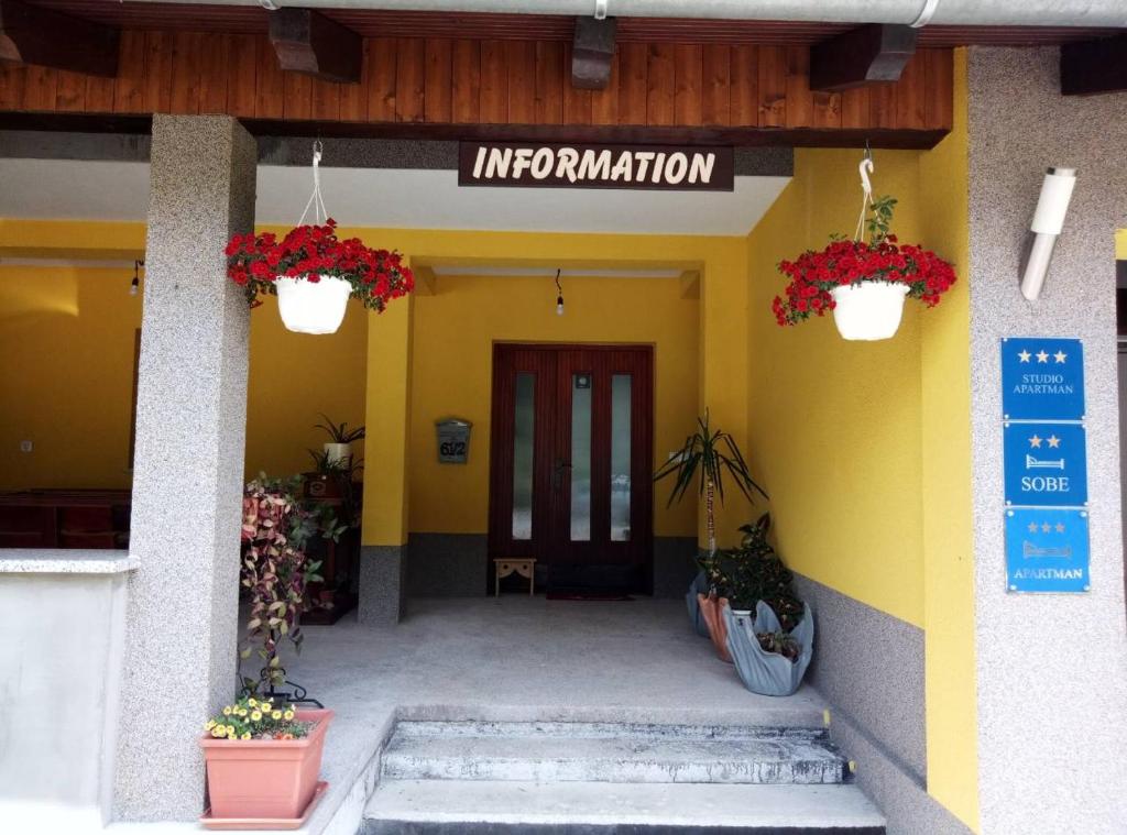 Fotografie z fotogalerie ubytování Apartments & Rooms Ramljak v destinaci Korenica