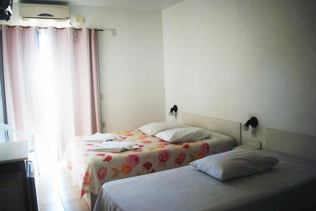  Lobo Hotel