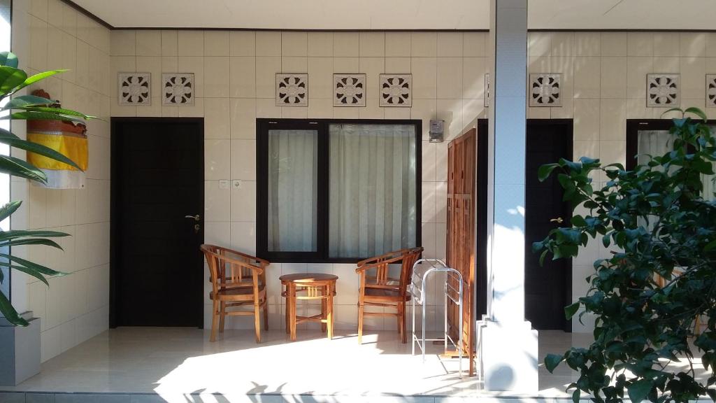 Erwin's Guest Room - 1