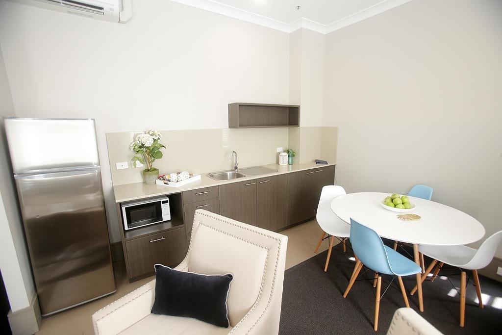Beachfront Hotel Bondi - Camera Familiare Superior