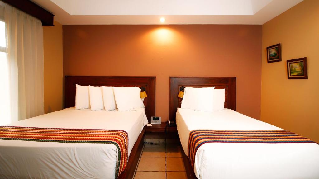 La Riviera Hotel - Standard Twin Room