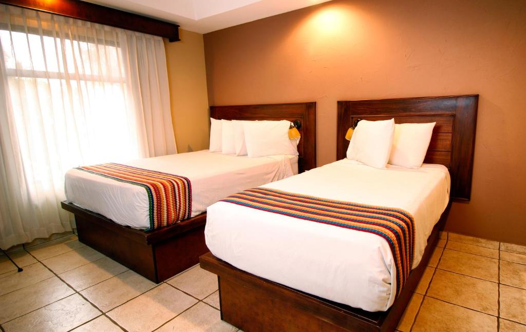 La Riviera Hotel - Standard Double Room With Two Double Beds