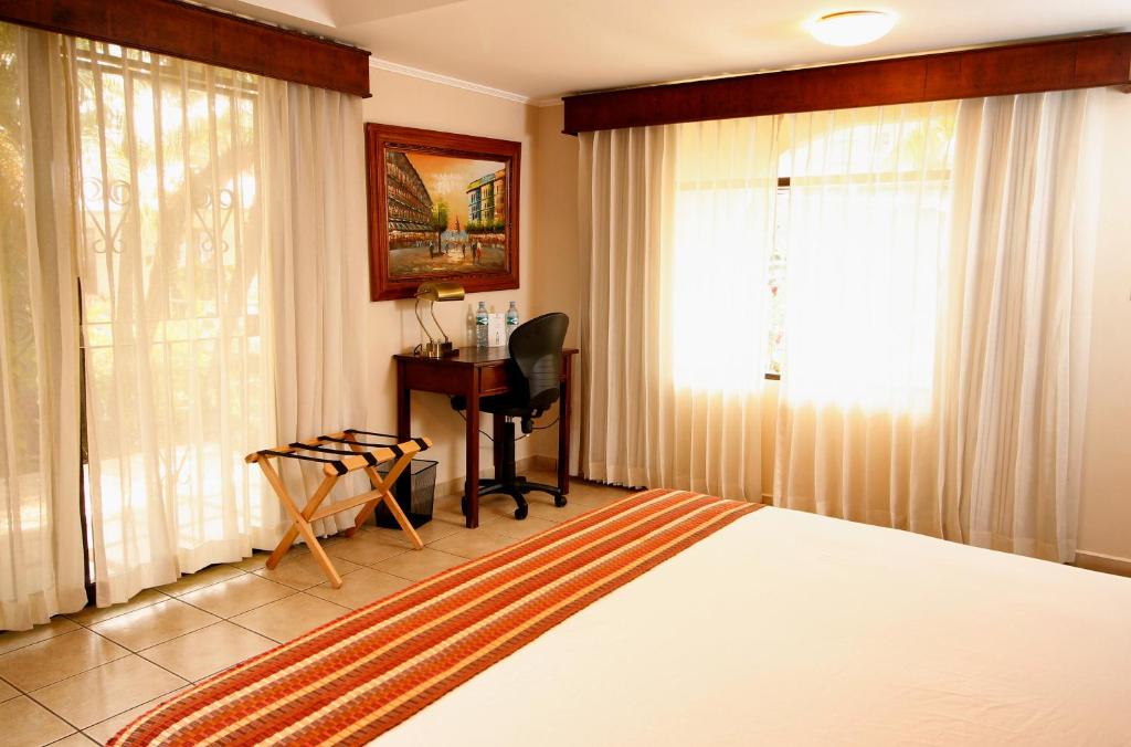 La Riviera Hotel - Superior Double Room