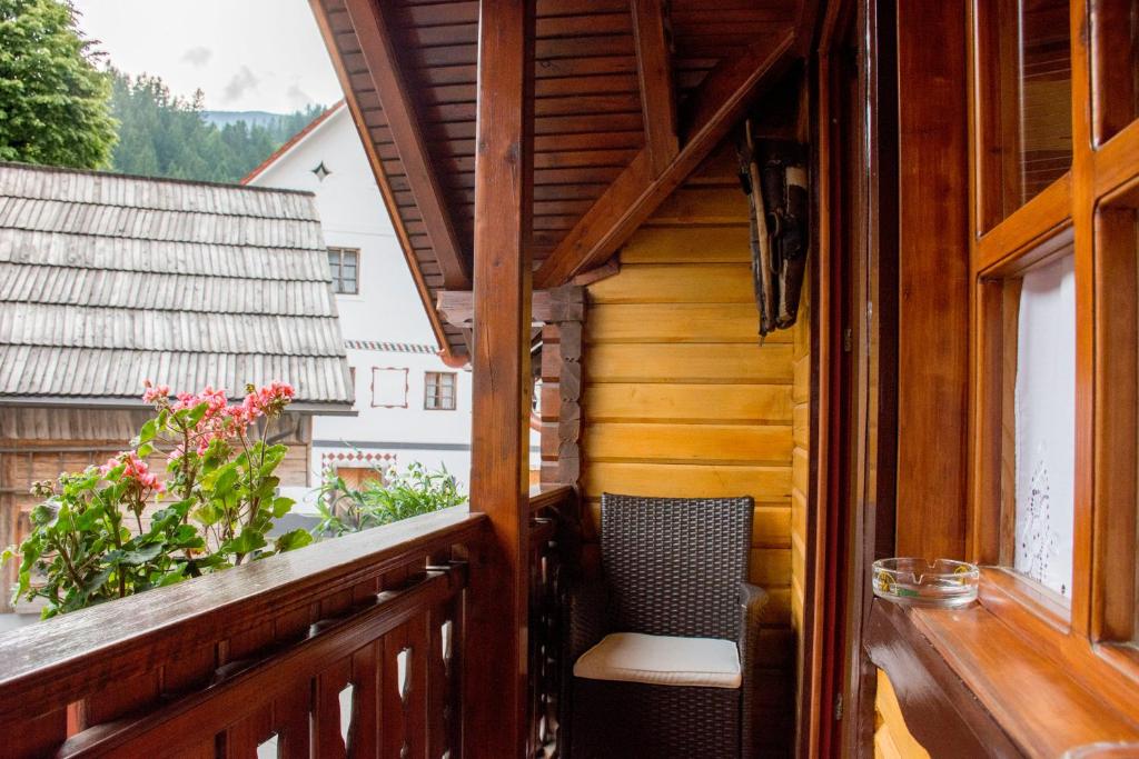 Balkón nebo terasa v ubytování Apartments Sobe Jurček