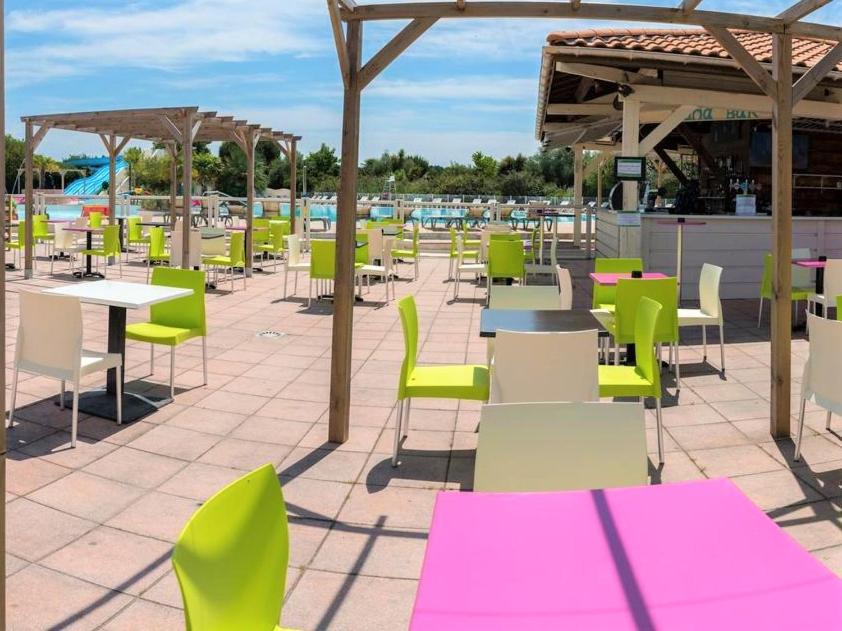 Restaurace v ubytování Sevservices à La Réserve