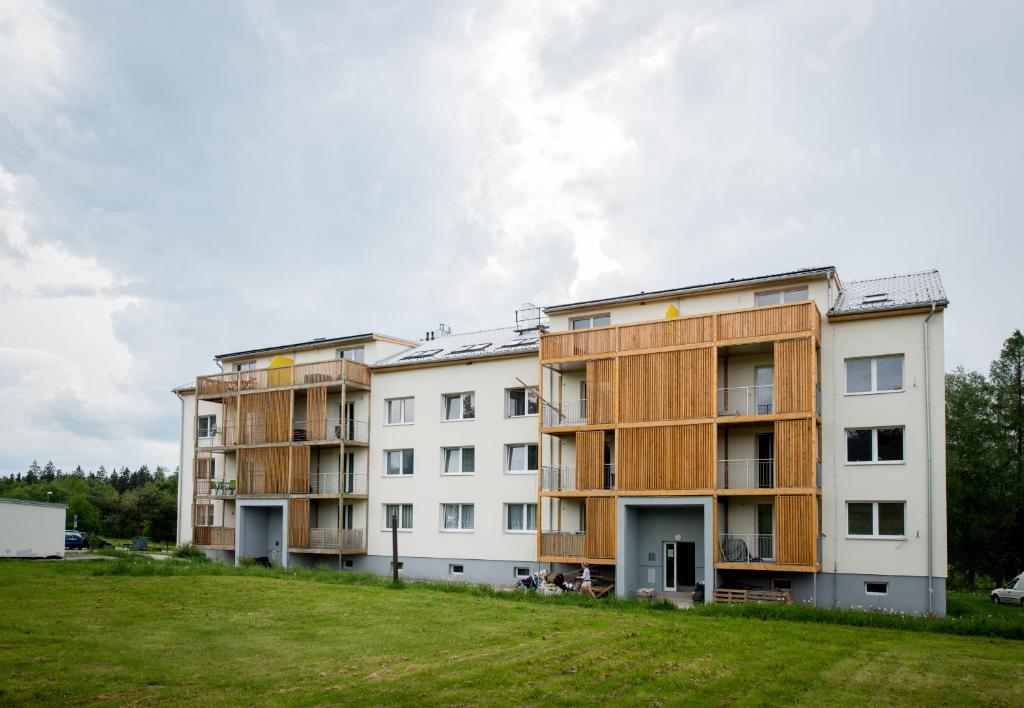 Budynek, w którym mieści się apartament