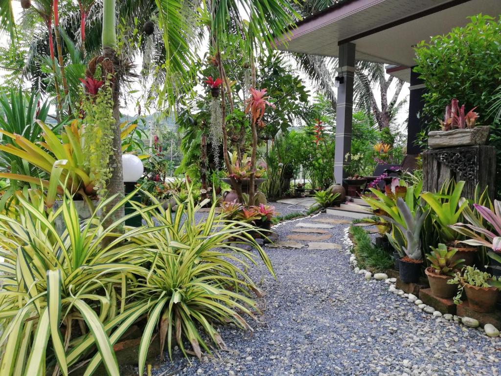 Smile Home Krabi Klong Moung Beach - Deluxe Tweepersoonskamer (2 Volwassenen + 1 Kind)