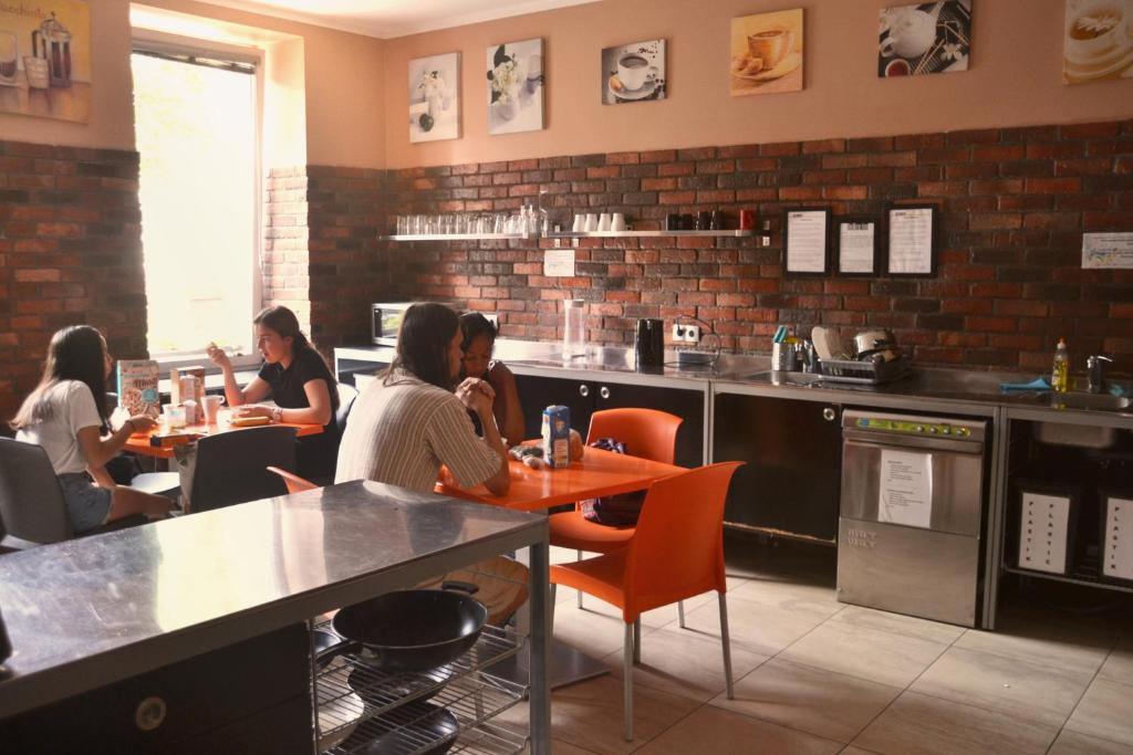 A seating area at Do Step Inn Home - Hotel & Hostel