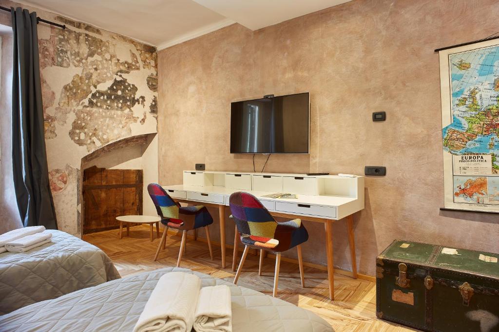 Telewizja i/lub zestaw kina domowego w obiekcie Casa Spinetta Malaspina - Verona Apartments