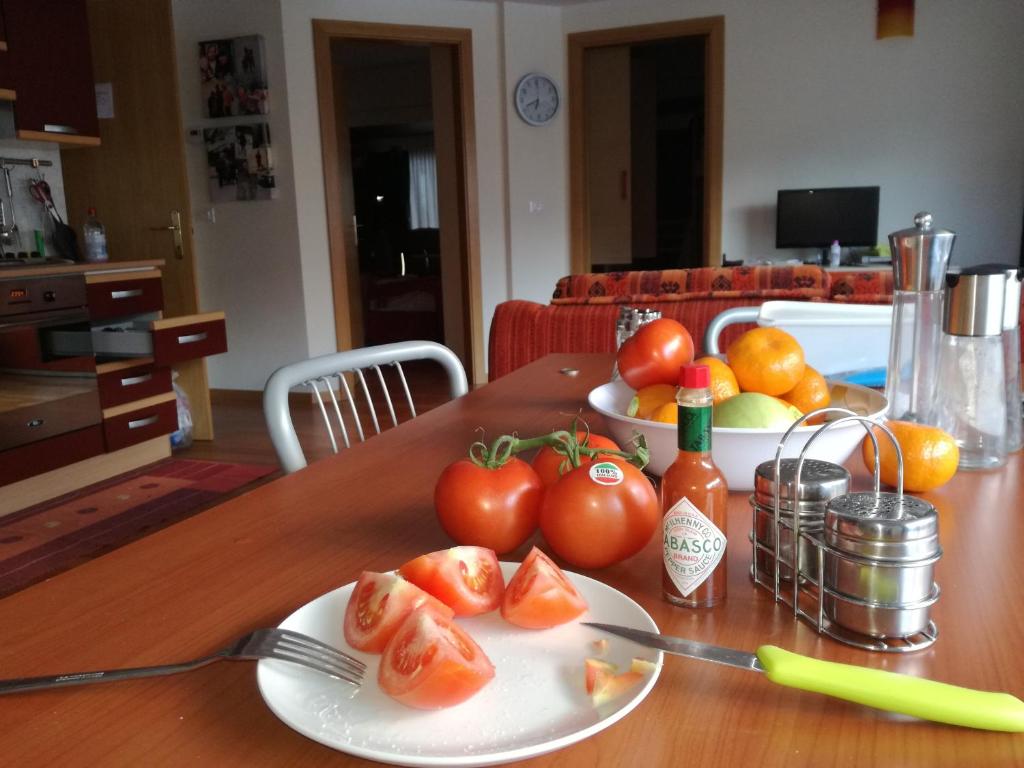 Jídlo v apartmánu nebo okolí
