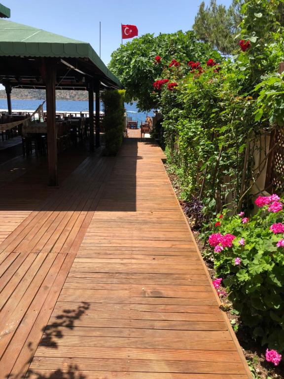 Veranda Hotel