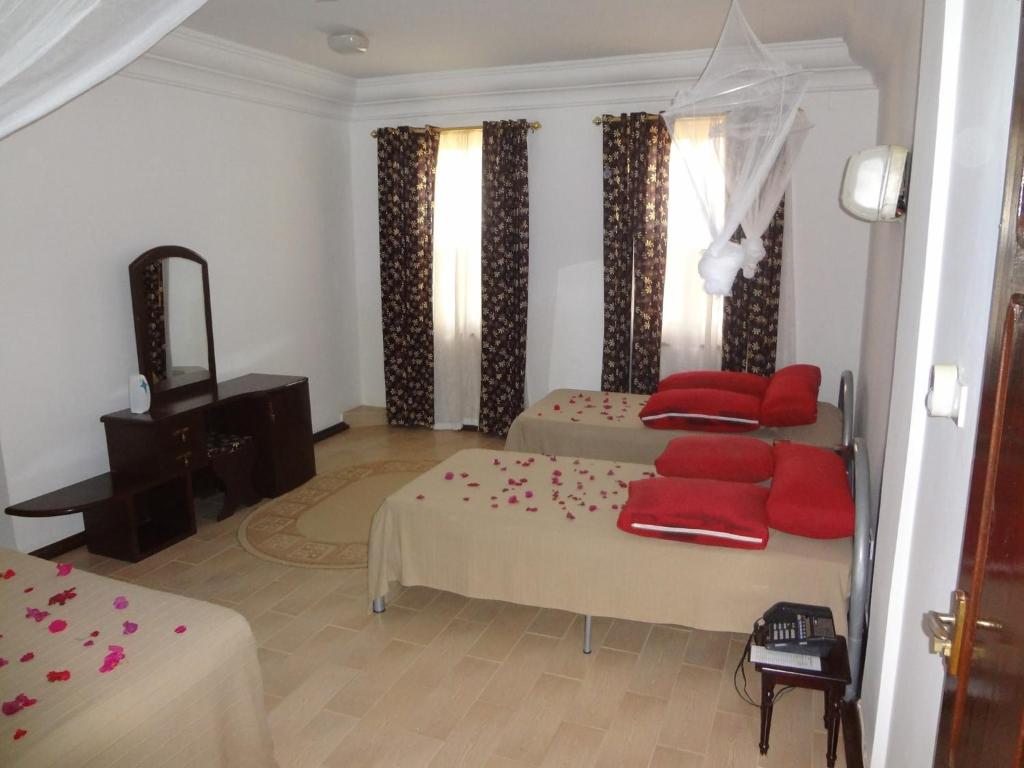 Roc Heights - Apartamento Con Balcón