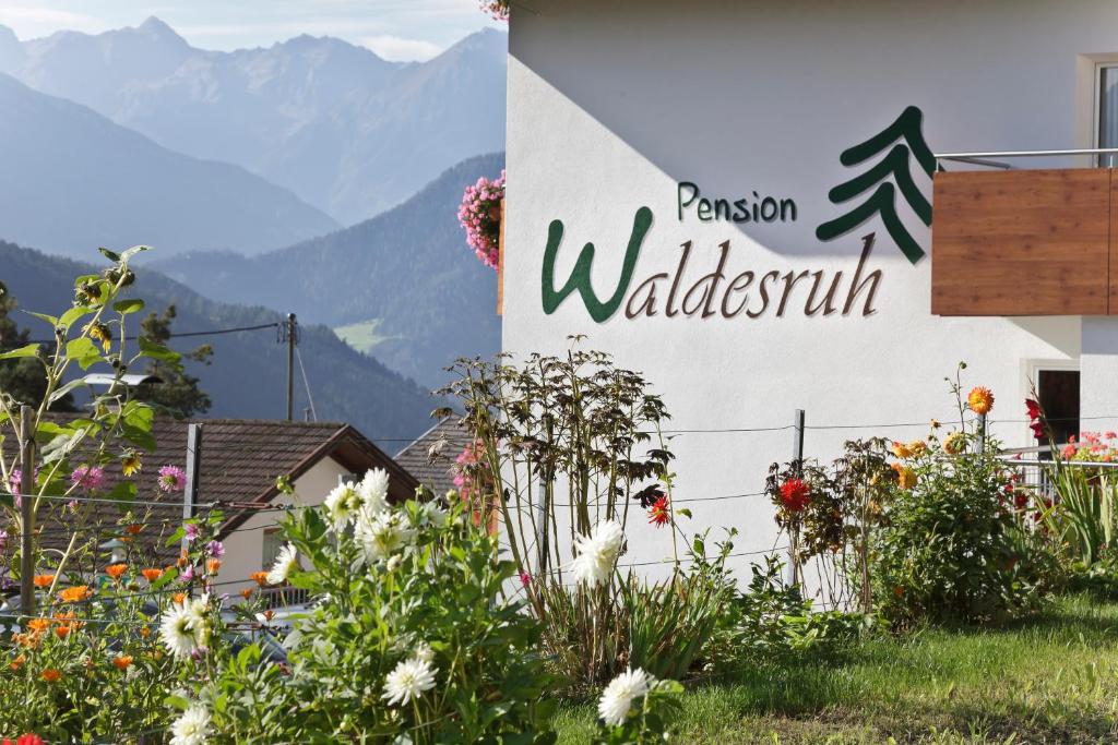 Nespecifikovaný výhled na hory nebo výhled na hory při pohledu z bed and breakfast