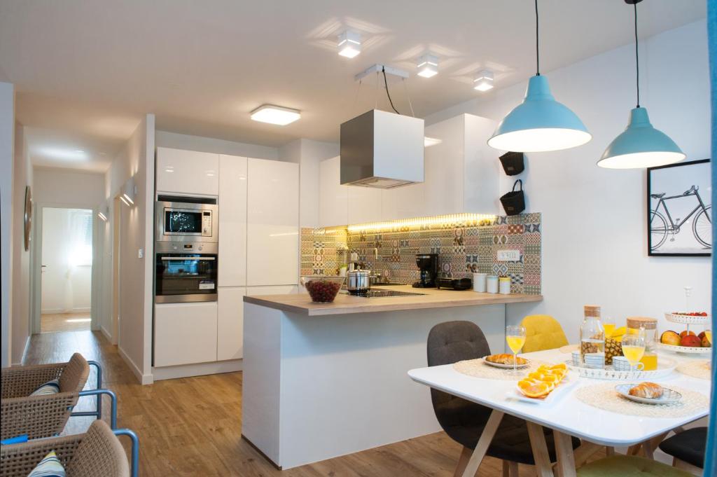 Kuchyňa alebo kuchynka v ubytovaní Modern apartment near beach Split
