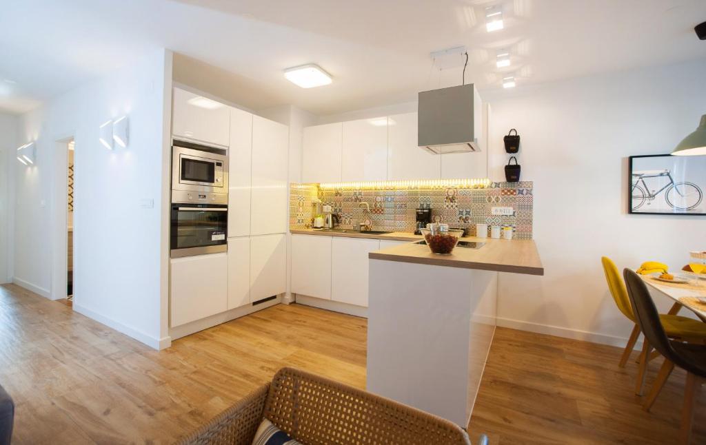 Kuchyňa alebo kuchynka v ubytovaní Modern apartment near beach Split