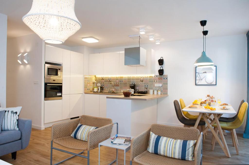 Kuchyňa alebo kuchynka v ubytovaní Modern apartment near beach Split