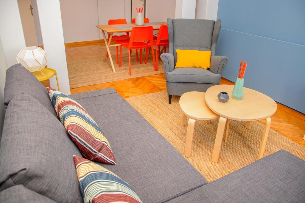 Posedenie v ubytovaní Fully renovated and relaxing apartment