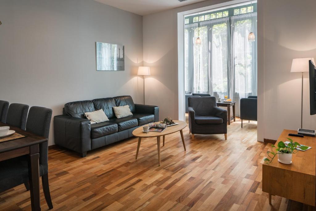 Habitat Apartments Alibei - Three-Bedroom Apartment