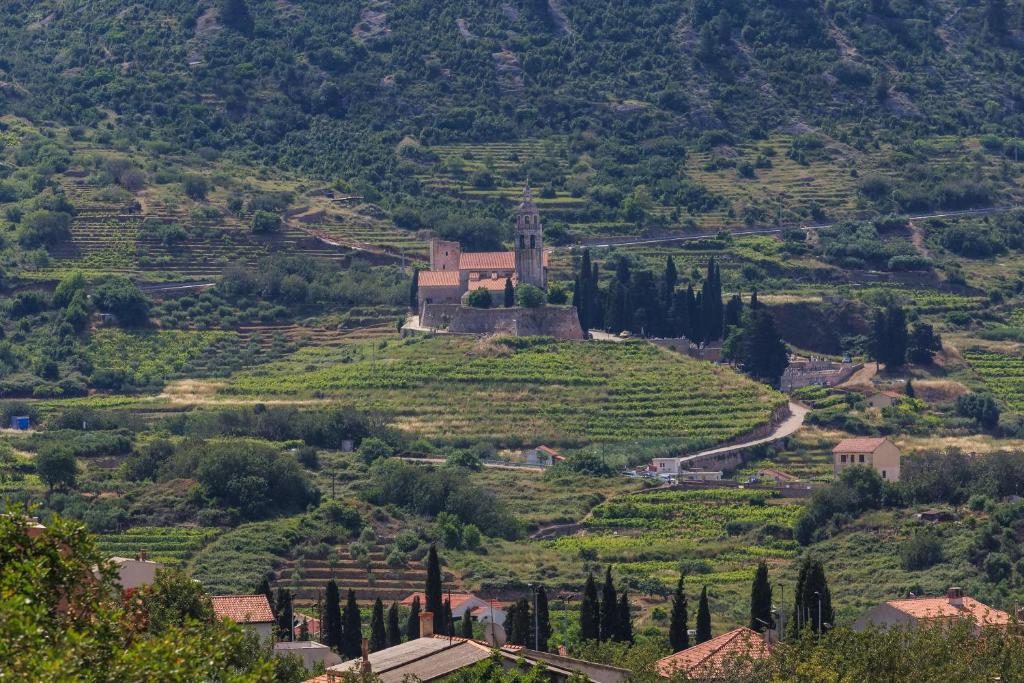 Gallery image of Villa Periska Komiža in Komiža