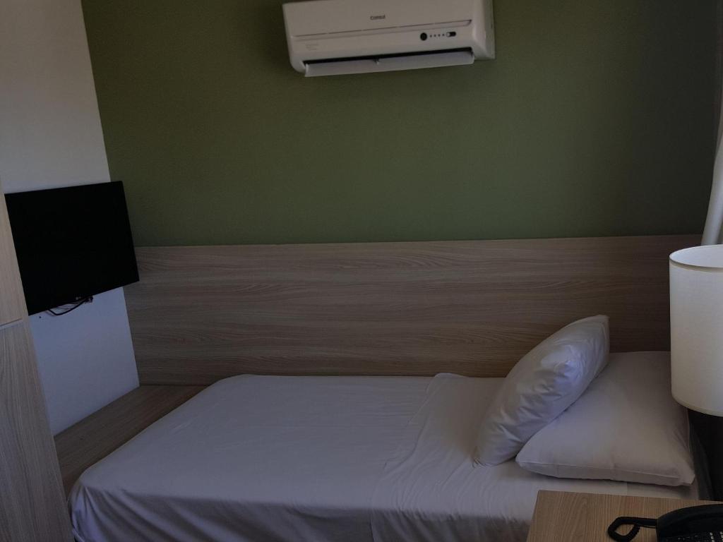  NOB1804 Excelente Flat em Boa Viagem com 2 quartos