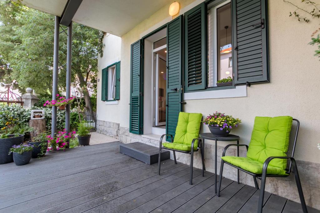 Vana & Tea Luxury Studio Apartment - 6