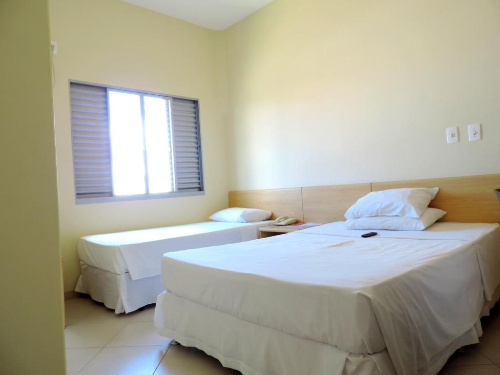  Hotel Pequeno Mundo 2