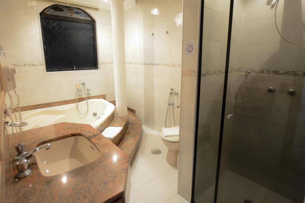  Biazi Paradise Hotel