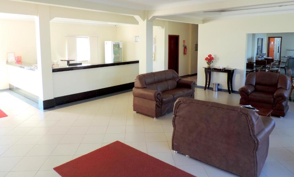 Hotel Pequeno Mundo 2