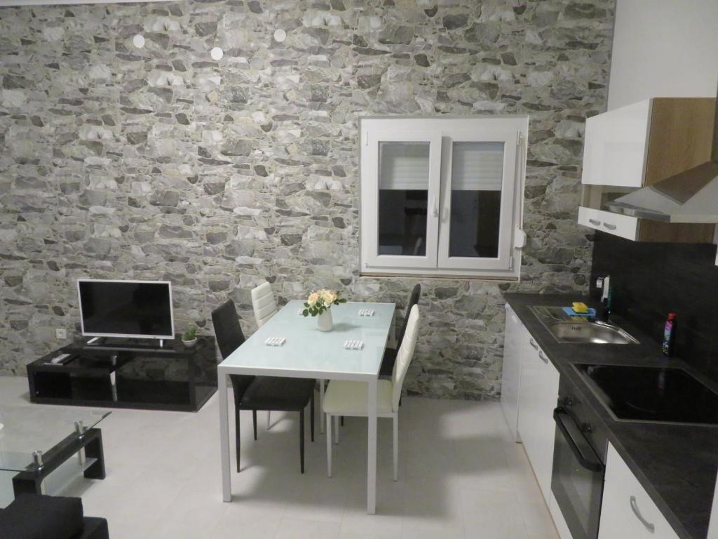 Kuchyň nebo kuchyňský kout v ubytování Vila Velvet