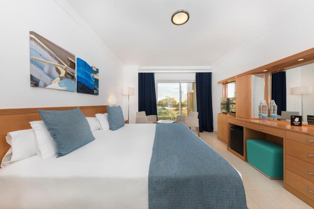 Cama o camas de una habitación en Ukino Palmeiras Village - 24h All Inclusive