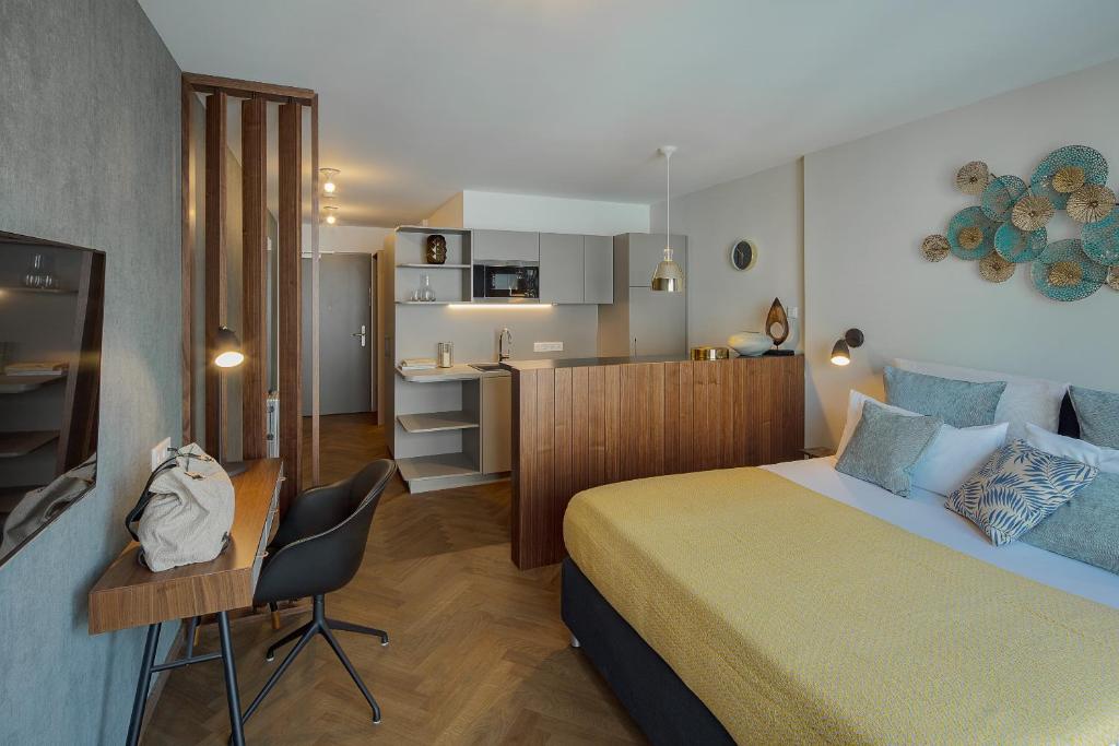 DD Suites Serviced Apartments - 