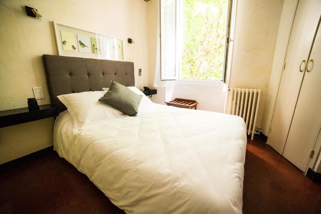 Logis Hôtel de Provence - Double Room