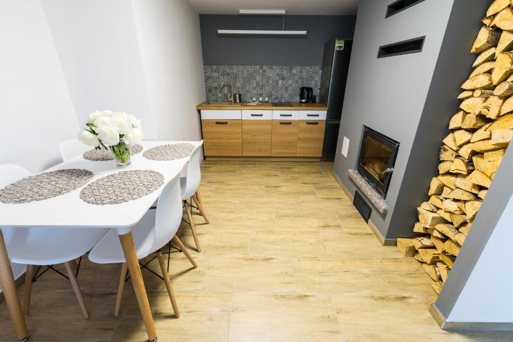 Η κουζίνα ή μικρή κουζίνα στο Apartament Pola