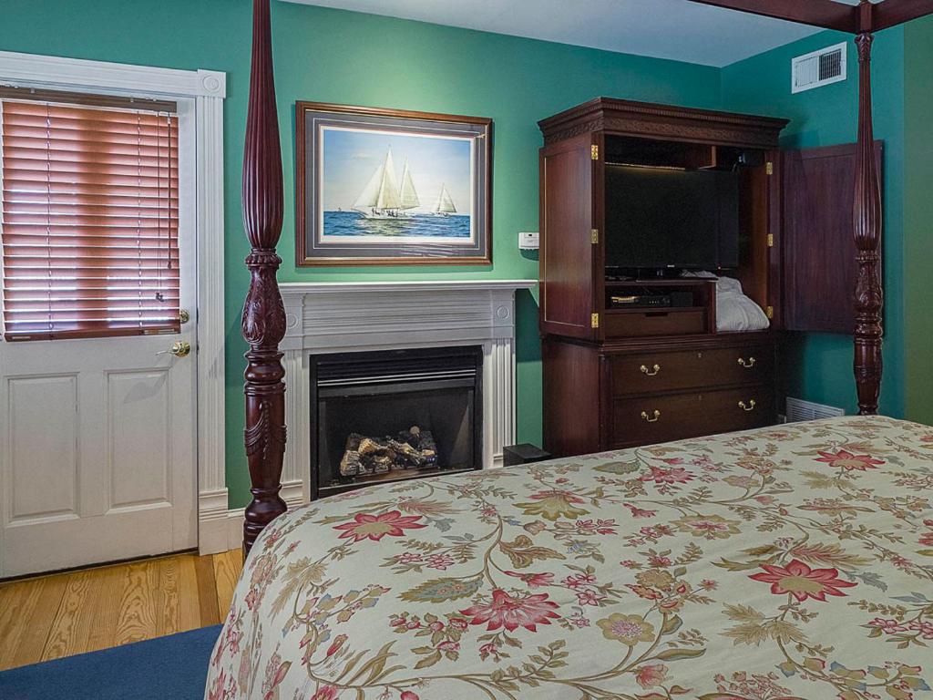 George Brooks House B&B - King Room With Spa Bath
