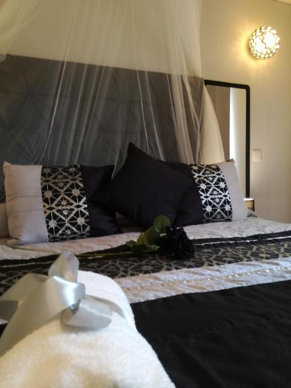 Sensations Guesthouse - 9