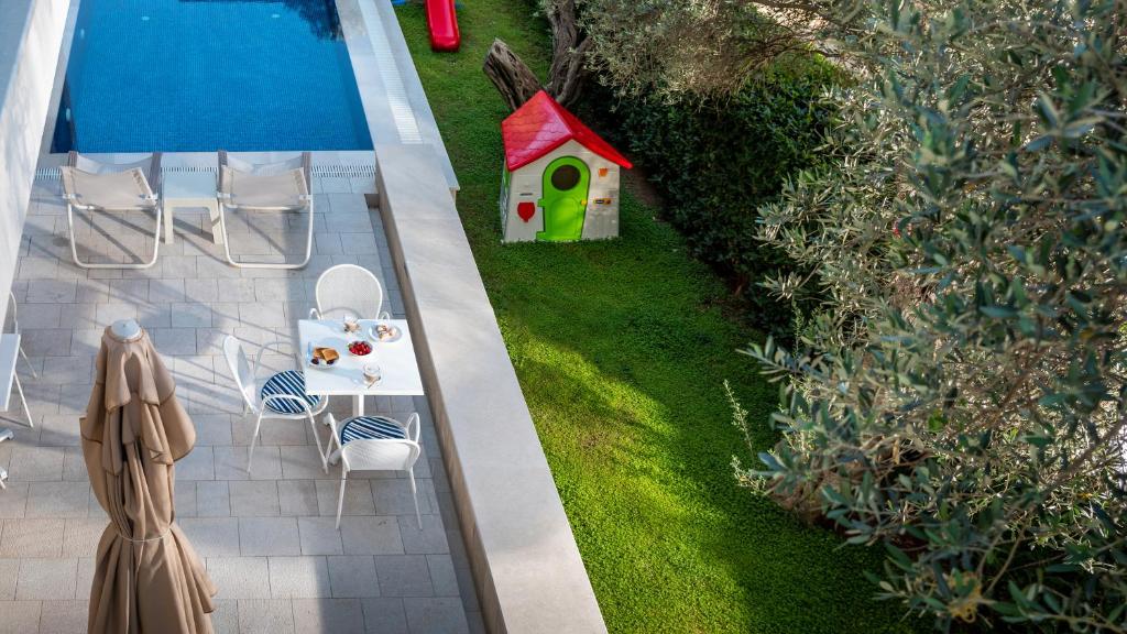 Bazén v ubytování Hotel Eleven nebo v jeho okolí