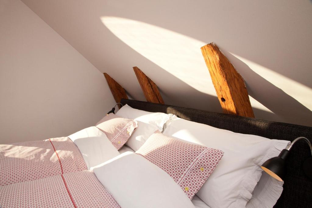 Postel nebo postele na pokoji v ubytování Annas Hotell