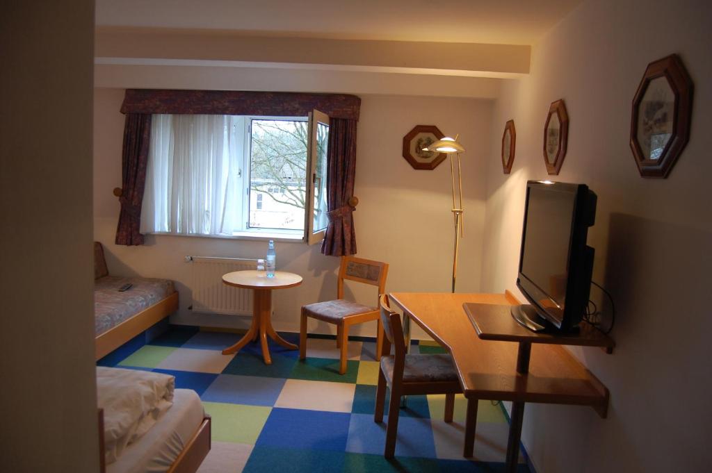 Hotel Johnel - Single Room