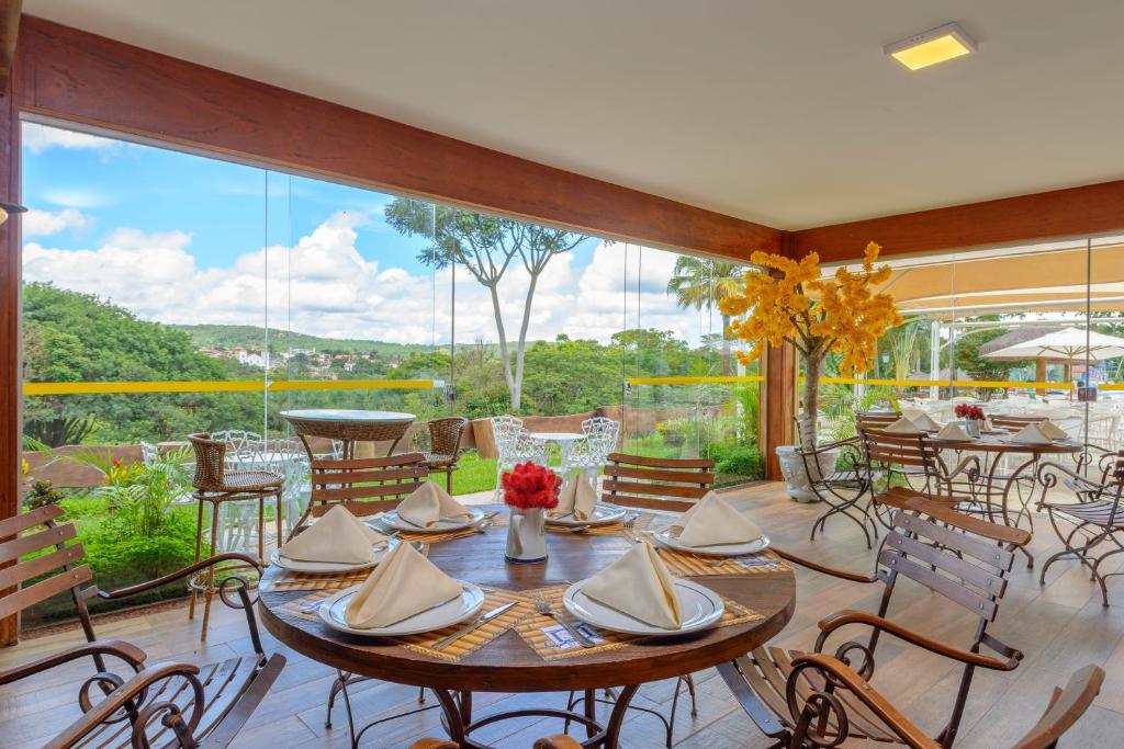 Restaurace v ubytování Pousada dos Pireneus