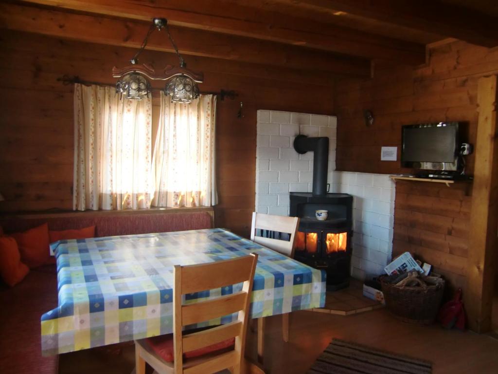 Fotografia z galérie ubytovania Blockhaus Kathrein v destinácii Ladis