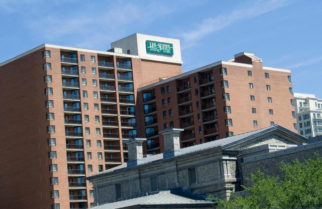 Les Suites Hotel Ottawa
