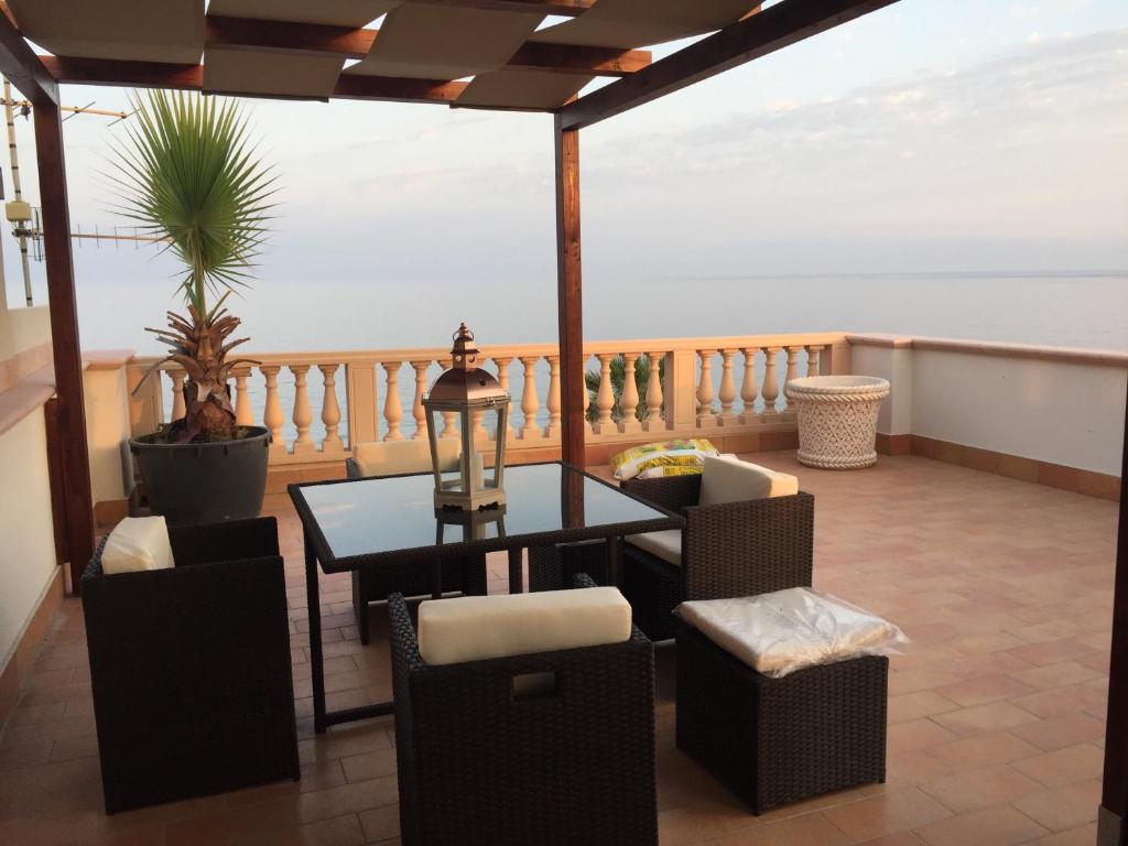 A seating area at Le Camere di Rosanna