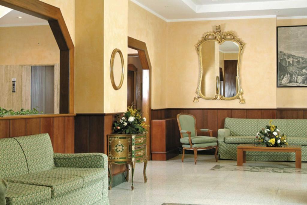 Część wypoczynkowa w obiekcie American Hotel